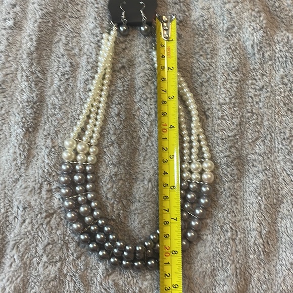 Paparazzi pearl set - Picture 4 of 4